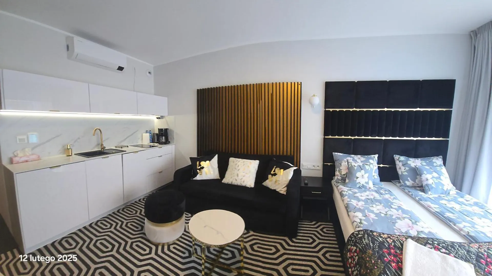 아파트 Apartament Koksowa Przystan Resort Solny A004 코워브제크